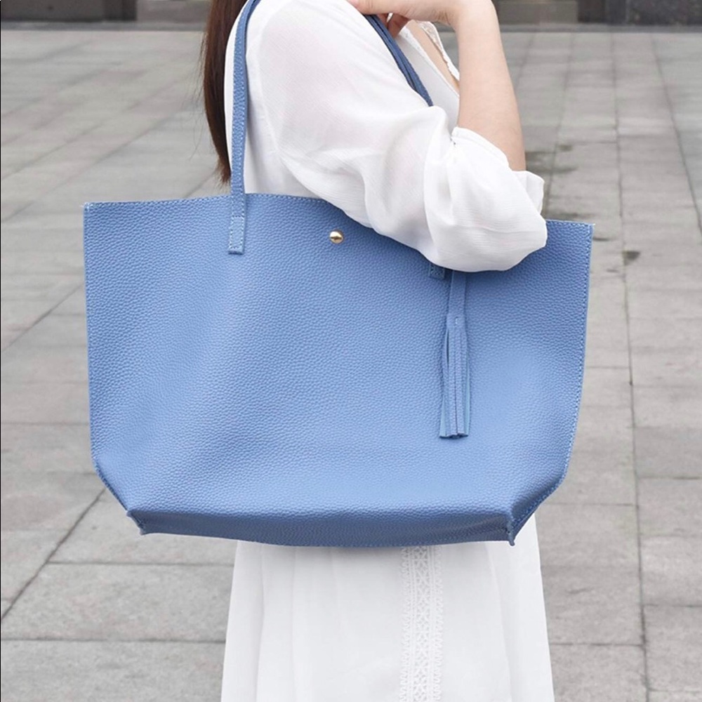 Blue women’s soft leader tote tassel bag!! ☀️☀️